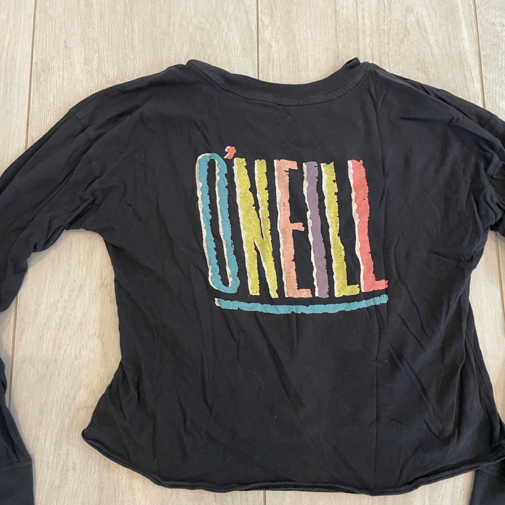 Girls T-shirt bundle sizes range from small to large. BUNDLE!!!